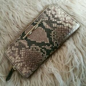 Elaine Turner Snakeskin Wallet in Brown and Black